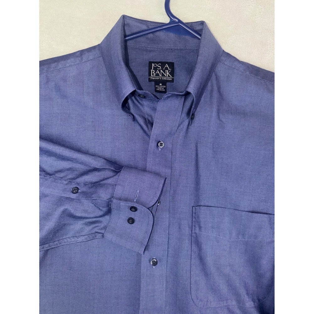 Jos. A. Bank Mens Medium Blue Herringbone Travelers Collection Button Down Shirt